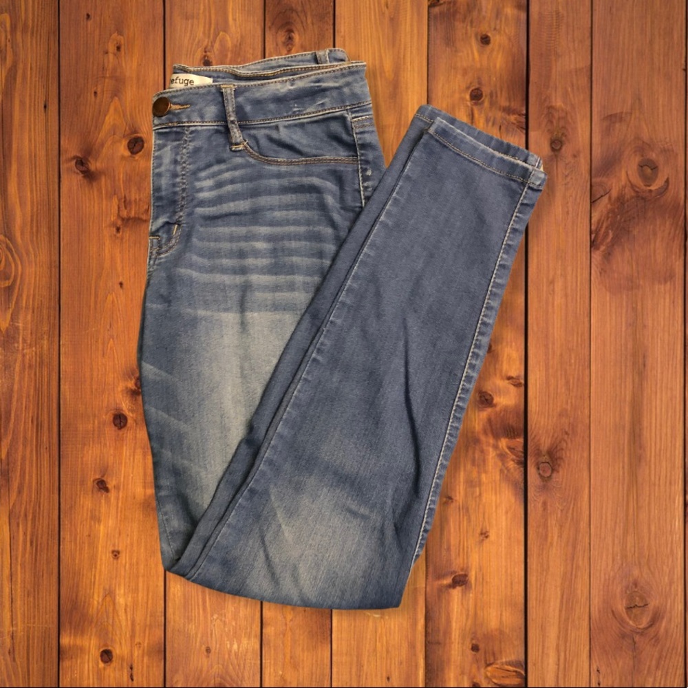 Refuge Womens skinny Jeans Size 6♦️